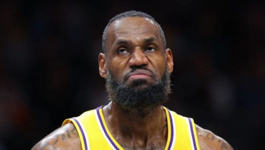 又一项纪录终结！詹姆斯真的老了