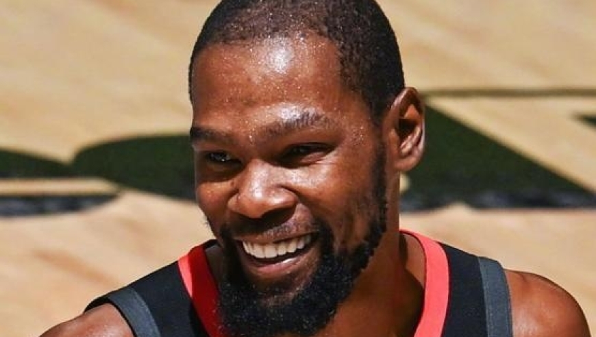 杜兰特25+6+4独享历史第11，阿门打铁探花锁死乔治，火箭大胜爵士