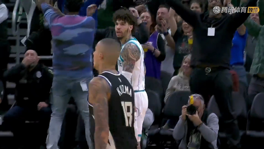 雄鹿黄蜂生死时刻：库兹马犯罪式操作 字母哥空接暴扣准绝杀