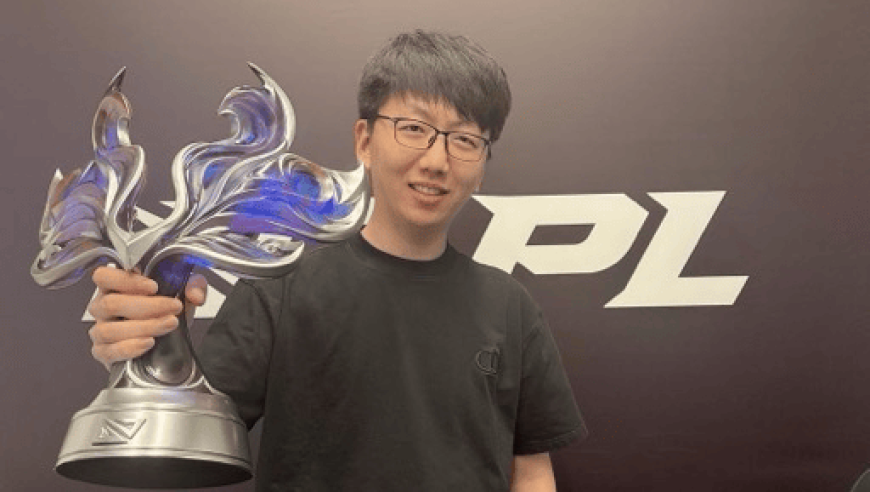 战胜WBG终结连败后，爱笑发文：匍匐前进，继续加油