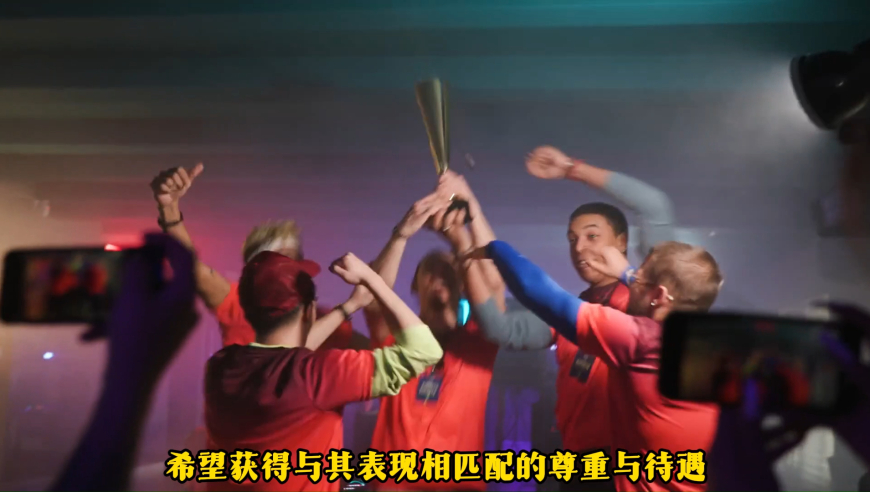 Gumayusi去向引热议，究竟是继续留队，还是脱离T1证明自己？