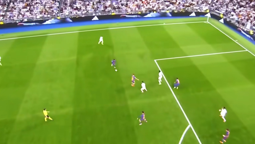 体坛记忆｜世纪对决！皇马VS巴萨，贝林厄姆传射建功，姆巴佩丢点+破门