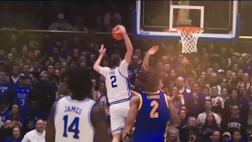 一个白人竟让联盟疯狂摆烂，美国之子是如何练成的？