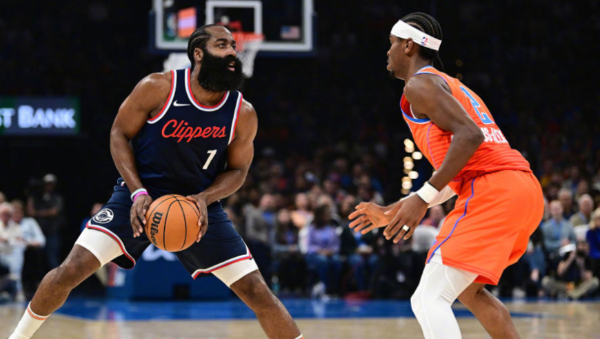 悄悄签三人，成NBA夺冠热门！计算到天衣无缝，或许真能建立王朝