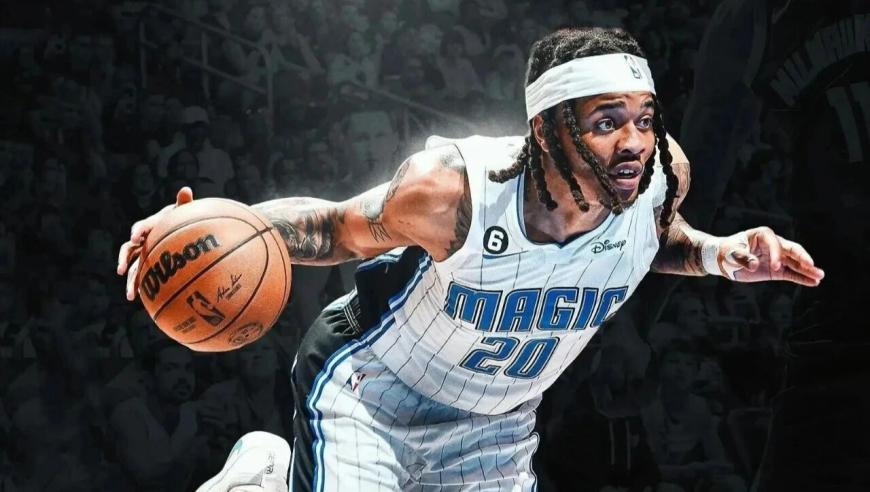 7投4分！富尔茨首秀！彻底毁掉的NBA状元