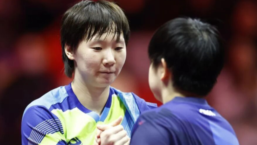 互吹！孙颖莎发布会感慨：王曼昱是当今女乒最优秀的！鳗鱼：莎莎更好更强！