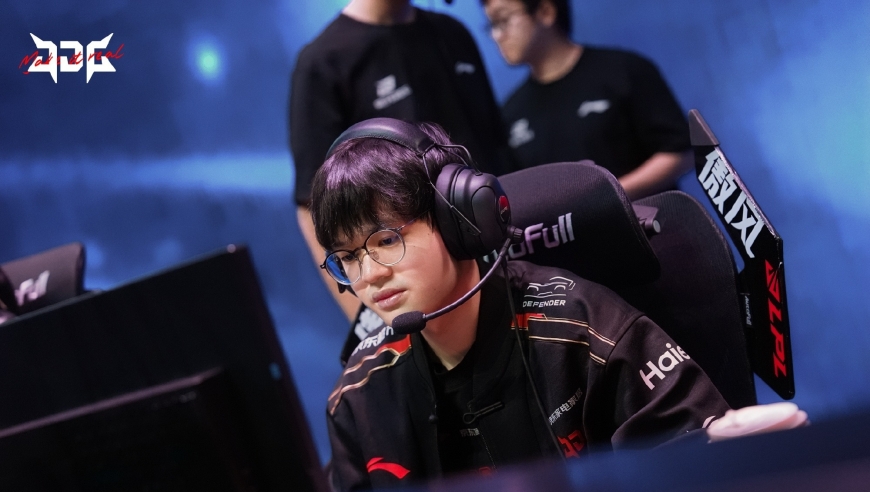 JDG 3-1击败WBG，晋级冒泡赛最后一轮！xun猛如战神，scout状态回暖