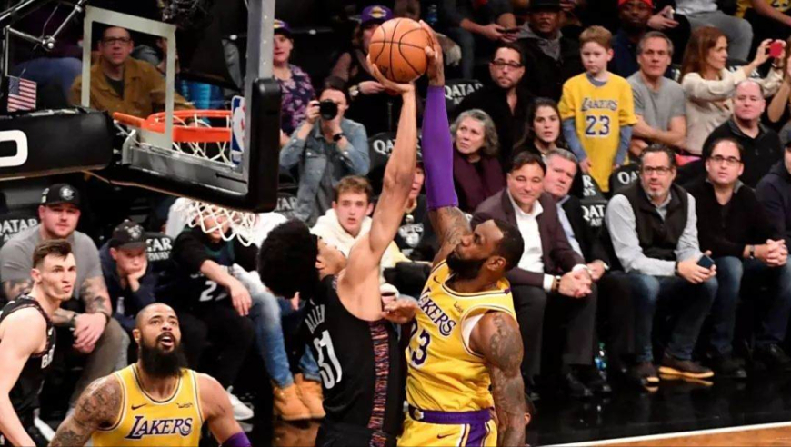 NBA人类背景板精华：那些年被钉在耻辱柱上的瞬间