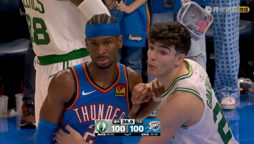 神的武器！慢镜回看亚历山大高难跳投反超 关键时刻极限后仰