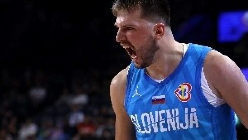 34名NBA球星乱斗欧锦赛 东皇小丑怪兽领衔 一队有5人 高塔林立