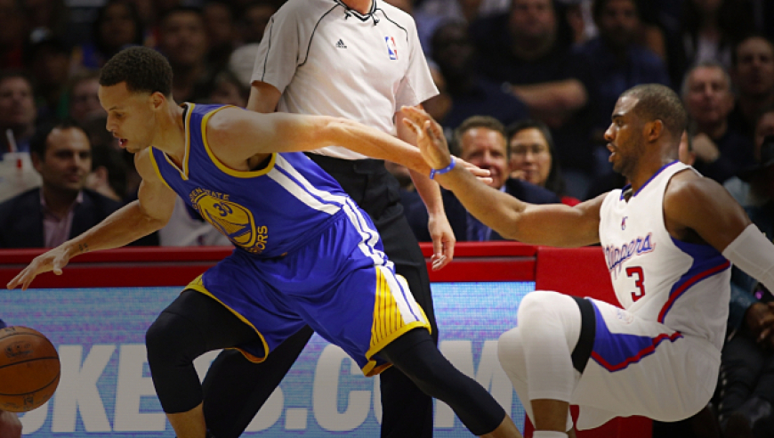 哎呀我的眼！NBA十大超惊叹控运瞬间