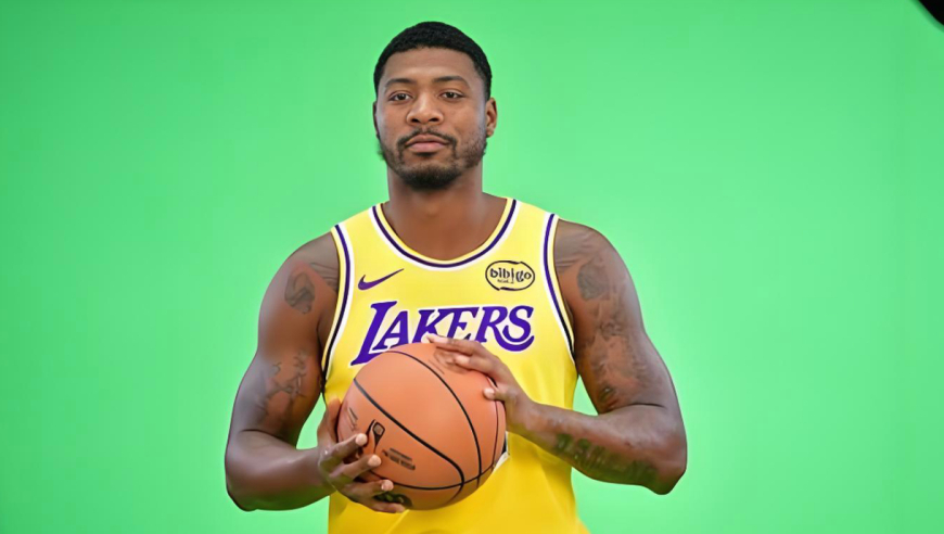 湖人捡到宝了！新援斯玛特vs黄蜂13分6助攻7抢断：在场作用巨大