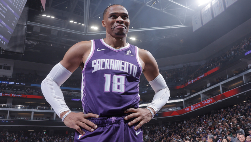 火箭国王末节生死时刻：申京糟糕处理 威少关键三分拖入加时