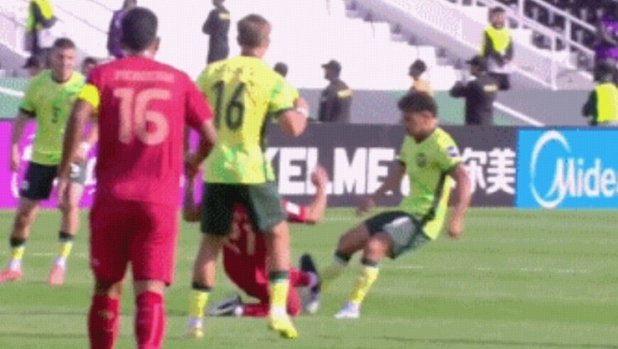 亚足联官方：泰国U23后卫延森被禁赛两场，无缘对阵中国队