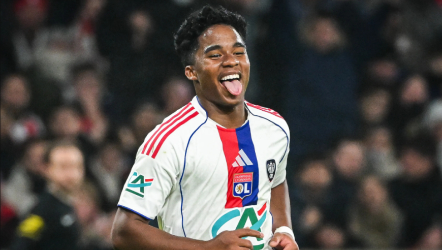 5-2！皇马7200万巨星帽子戏法，阿隆索错放天才，能重返伯纳乌吗