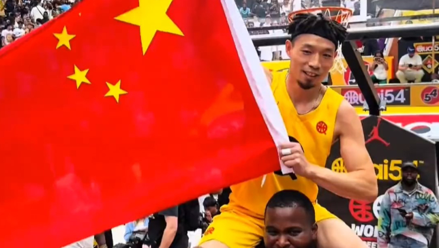 世界扣篮王陈登星的故事，凭什么他能从草根扣将到世界扣篮王？