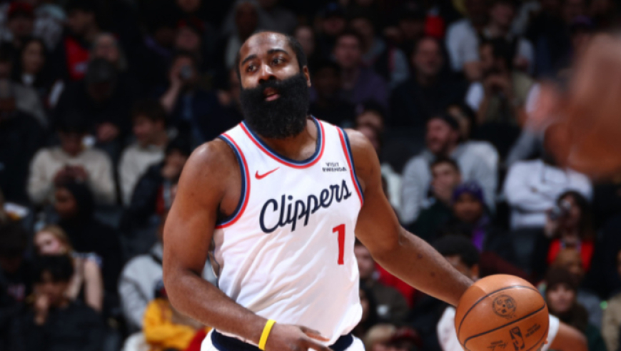 哈登单核轰31+10！五连胜挺进附加赛区 末节加时赛独得关键16分