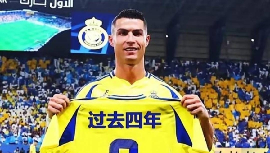 摩根为C罗3年0冠洗白：当初沙特豪门四选一，运气不好选错否则冠军拿手软
