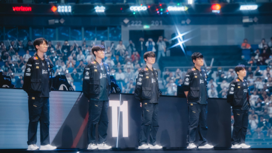 S15全球总决赛：传奇不灭，再闯决赛！T1 3-0横扫TES晋级决赛