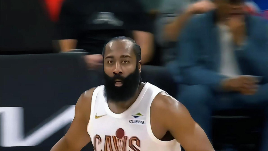 登神发威！哈登vs公牛首节16分集锦：20秒连轰7分 两次打3+1太炸裂