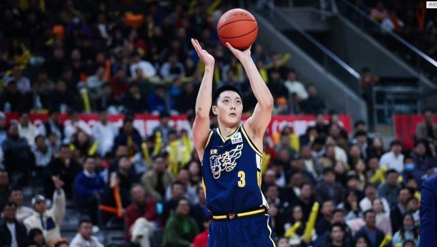 拿600万得3分，正负值最低，粤蜜：把你的时间给陈家政早收割比赛了