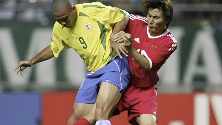 李玮锋：蒋光太跟我比？没法比，一个踢不上英冠的球员怎么跟我比