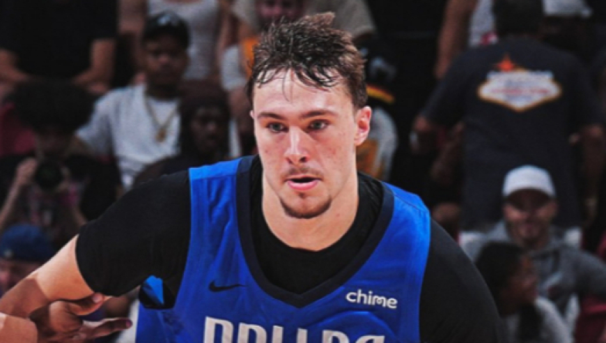 NBA夏联：弗拉格31分独行侠不敌马刺 状元大战榜眼哈珀16+6