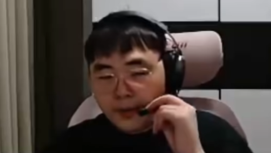 前LPL选手直播扰民，被警察叔叔上门警告