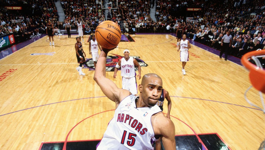 NBA十大死亡隔扣瞬间：詹姆斯死亡隔扣特里 卡特无悬念第一