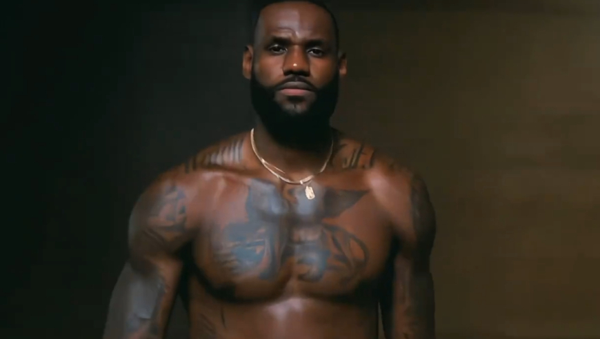 同样都是41岁，C罗和詹姆斯到底谁的身材更完美？