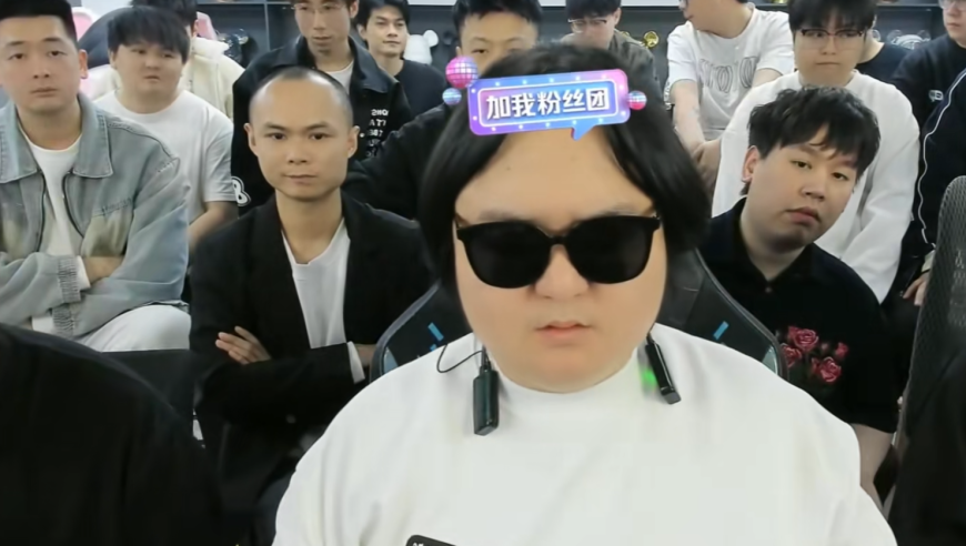 旭旭宝宝VS陈伯：同样是顶流主播带队，为何一个爆火一个遇冷？