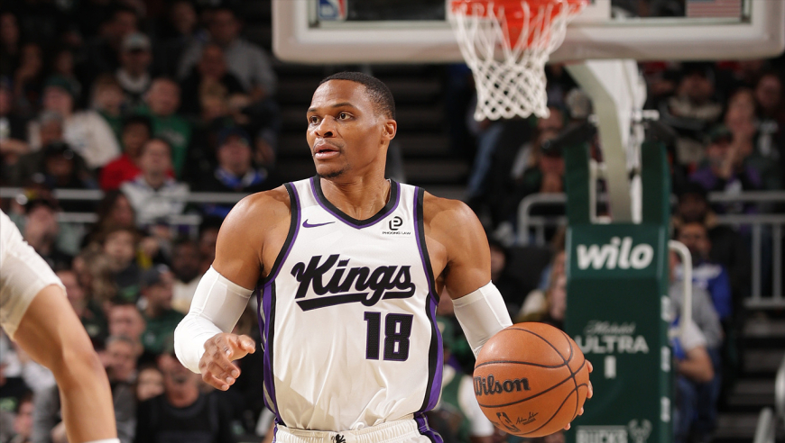 12分5板10助，威少历史第一！香波特：詹姆斯本该多为他说说话