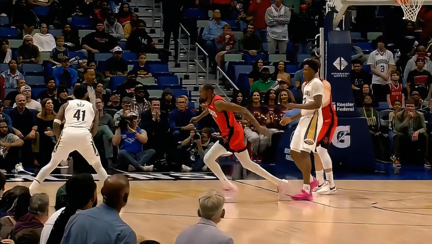 变天了！加时赛鹈鹕贝面对杜兰特命中踩线三分反超火箭