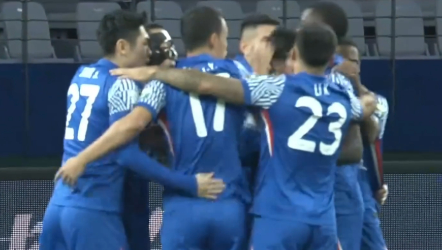 申花1-0新鹏城集锦：安德烈路易斯闪击制胜 申花保留争冠希望