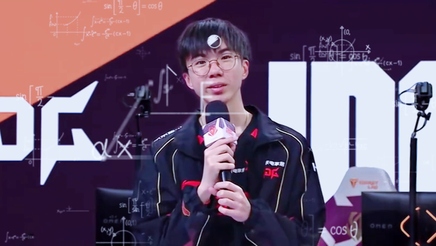 赛后采访Junjia：Junjia：明天面对BLG希望可以赢下他们