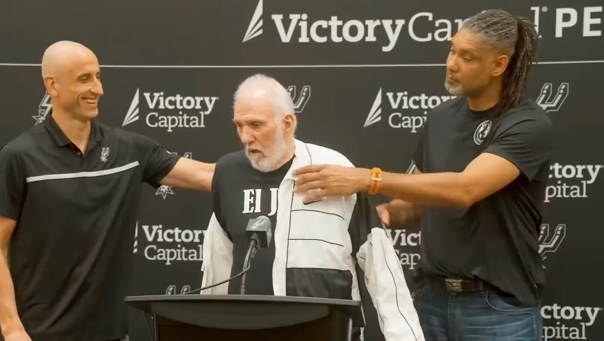 隔辈亲！只执教了2个赛季的文班，波波维奇为什么对他那么上心