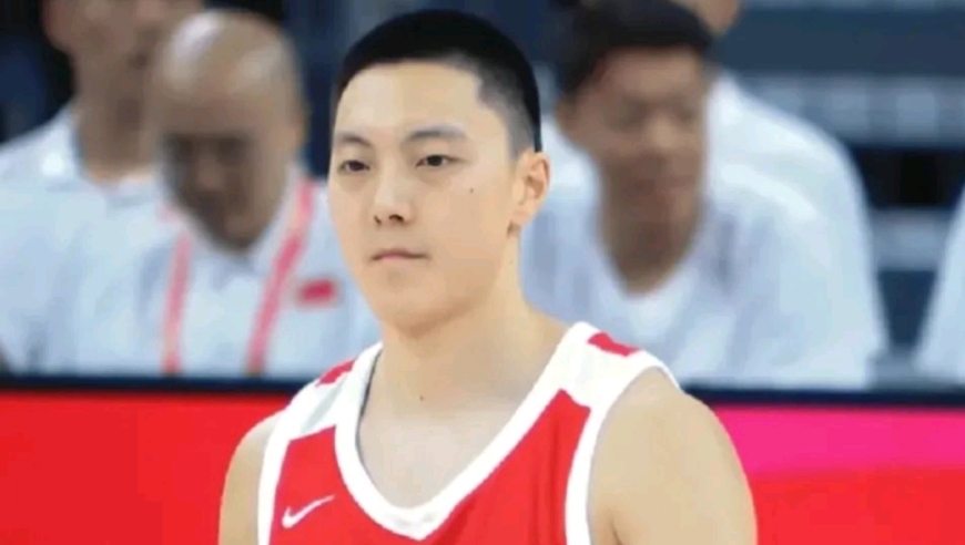 75-72，男篮再胜波黑，全场27个失误，后卫弱点被无限放大