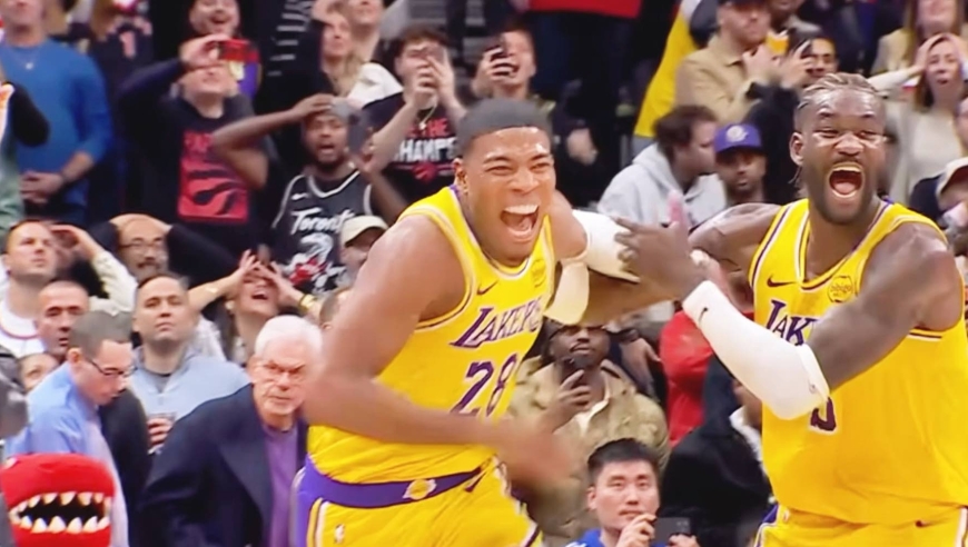 12月5日NBA十佳球｜詹姆斯八分释球权助八村三分绝杀，vj埃奇库姆神奇补篮杀死比赛