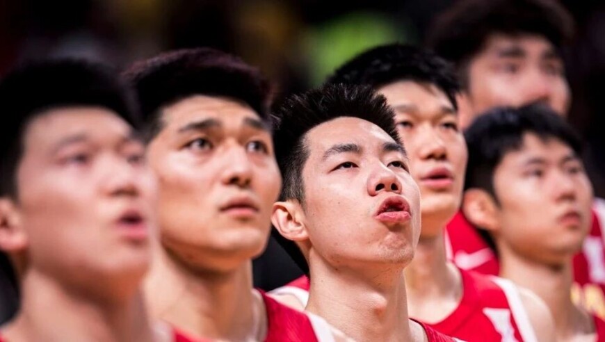 中国男篮1分惜败获亚洲杯亚军！所有伟大的起点，都是从遗憾开始