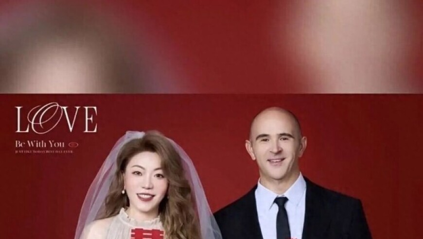 “苏超”南京队外籍主帅何塞与爱人领证结婚，成为南京女婿