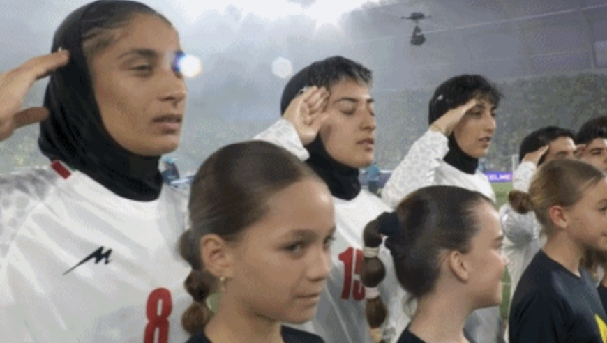 回国后会被判死刑！伊朗女足疑发求救信号+视频曝光 被官方批为叛徒