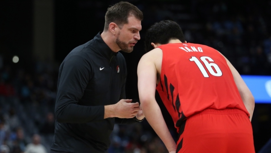 正式超越姚明，开拓者惨败成杨瀚森觉醒之战，3+5背后残酷事实