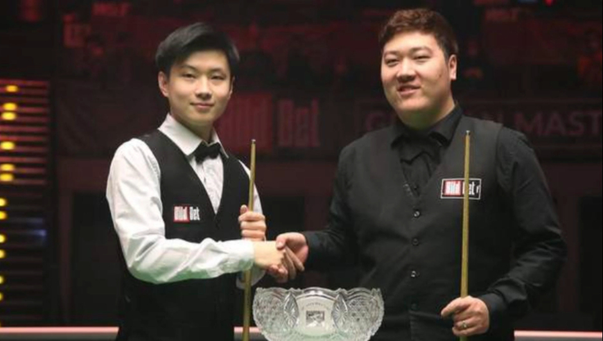 体坛记忆｜塞尔比戏耍赵心童 七颗红球全部贴库 赵心童用准度回应对手