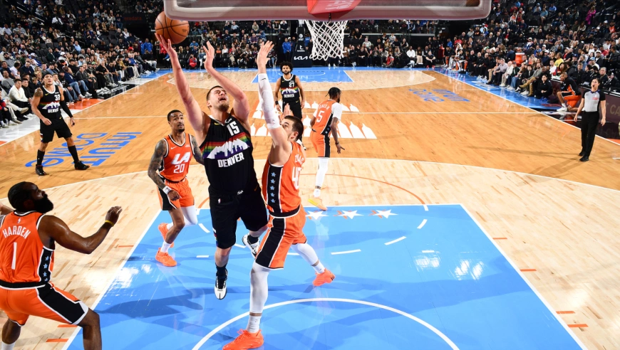 杀疯了！约基奇单节怒砍25分：祖巴茨与大洛被轮番打爆