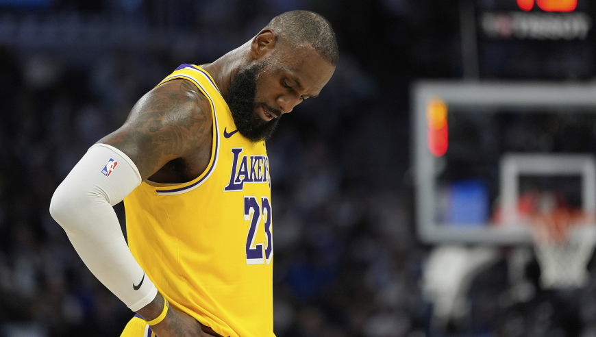 ESPN预测詹姆斯明夏去处：7人选择湖人，5人选择退役