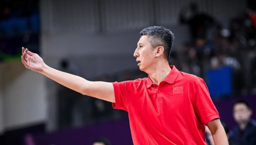 中国男篮结束欧洲拉练抵京：曾凡博今日报到 下周与委内瑞拉打两场