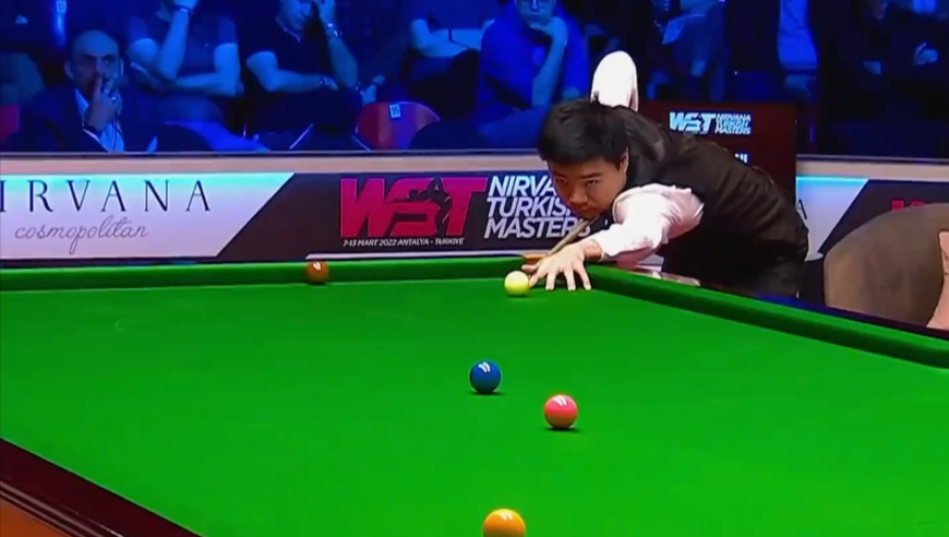 一杆斯诺克被罚，丁俊晖遭遇生涯最难解球破坏球型愤然离场｜体坛记忆