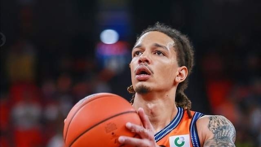 爆冷掀翻广厦！前上海外援狂砍30+13 无意中暗助卢伟逆袭王博？