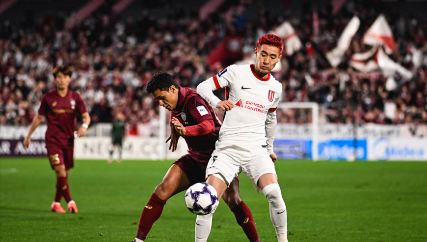 霸气十足！韦世豪强突神户防线造点，费利佩点射双响成都逆转比分