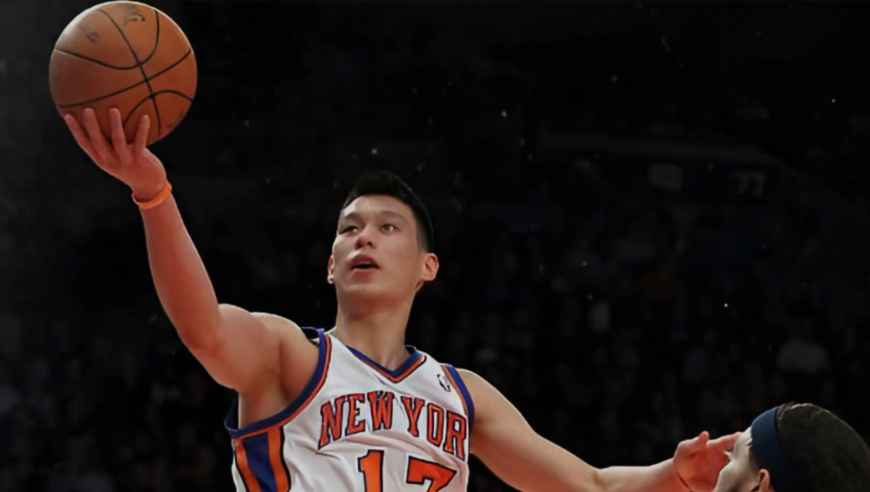 载入NBA史册的传奇故事！从被裁边缘到拯救纽约的救世主，林书豪靠的可不是运气